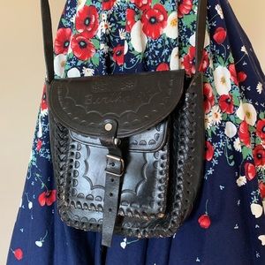 VINTAGE TOOLED PURSE